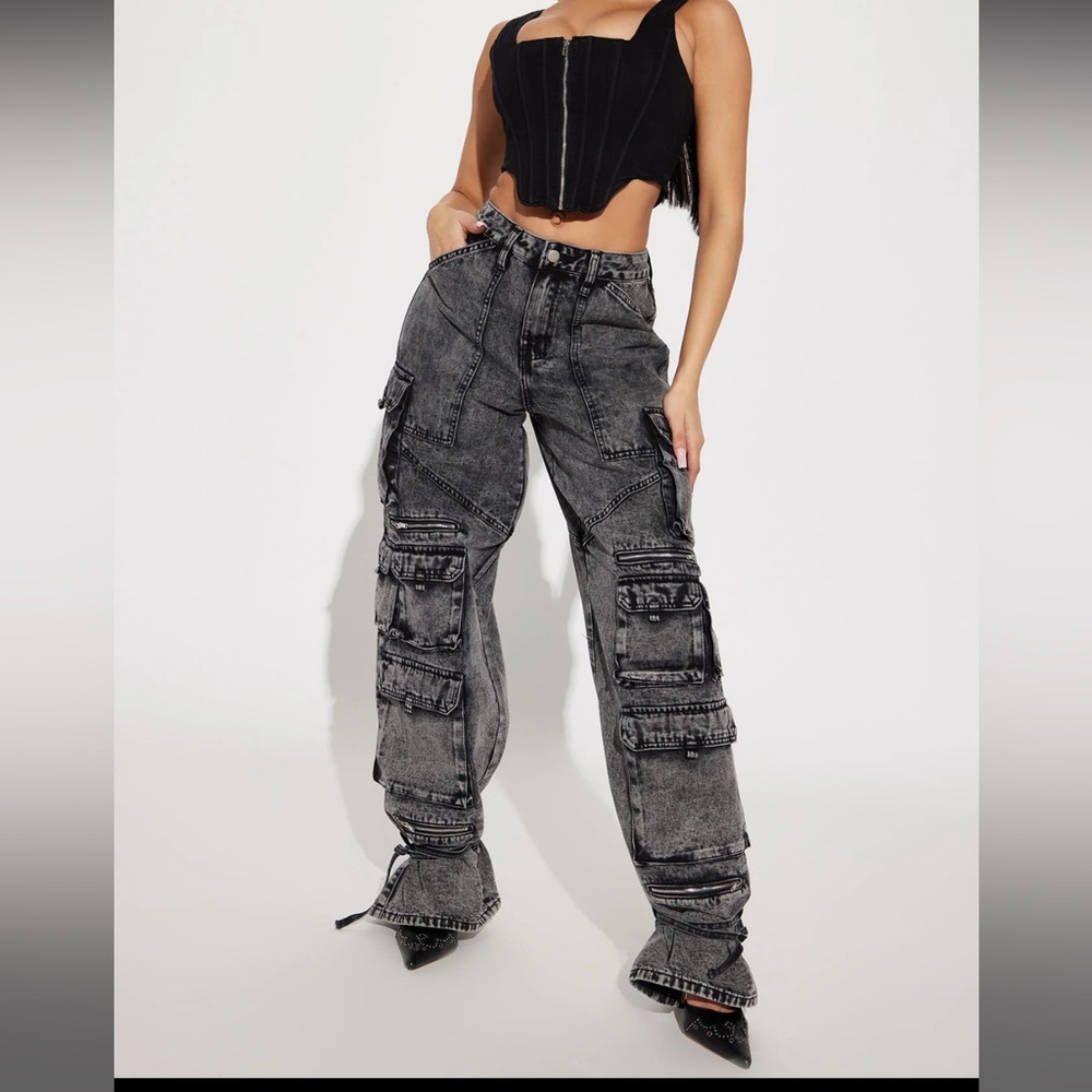 Fashion Nova Cargo Jeans NWT